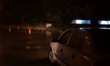 Сапьори влизат в мината, открита до пътя Русе - Силистра