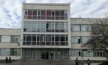 Английската гимназия в Бургас настоява за разрешаване на проблема със сградата й