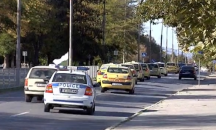 Таксиметрови шофьори организираха шествие в памет на Виктория Маринова