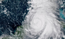 Ураганът Майкъл се засилва