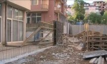 Строеж блокира достъпа до гаражи на живеещи в блок в Благоевград