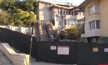 Опасен строеж застрашава съседни сгради в Балчик