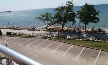 НАП обяви търг за апартамент в хотел на морския бряг в Балчик