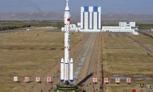 Китай извежда в орбита изкуствена Луна до две години