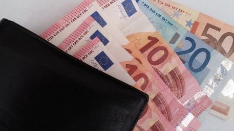 Лихвите по потребителските заеми скачат