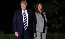 Доналд и Мелания Тръмп приеха елхата за Белия дом