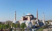 Властите в Истанбул променят имената на 90 улици заради ФЕТО