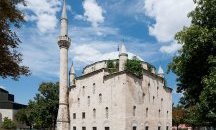 Пет фирми искат да ремонтират джамията „Ибрахим паша“