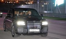 Путин повози египетския президент в лимузина по писта за Формула 1