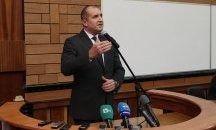 Отлага се среща на президентите на Австрия, България и Румъния във Виена