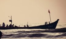 Лодка с нелегални имигранти се преобърна край Бодрум
