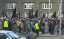 Майките на деца с увреждания излязоха на протест пред МС и тази вечер