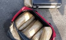 Задържаха наркопласьори в Благоевградско в момент на сделка с дрога