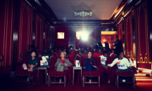 Мелания Тръмп облече яке на Виктория Бекъм за кинопрожекция в Белия дом