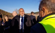 Премиерът Борисов инспектира трасето на АМ „Хемус“ между Белокопитово и Буховци
