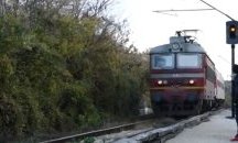 Обезопасяват импровизиран прелез в Русе след смъртта на дете