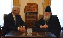 Здравният министър поиска от патриарх Неофит църквата да подкрепи донорството