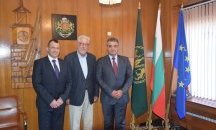 Почетният консул на България в Хесен гостува в гр. Елена