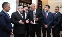 Главният равин на Европа Пинкас Голдшмидт разговаря с Борисов