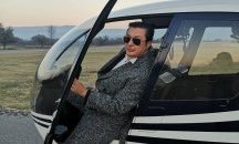 Васил Петров пилотира хеликоптер преди концерта си в НДК