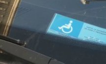 Как почти всяка кола в Плевен е с инвалидна карта, за да не плаща паркинг?