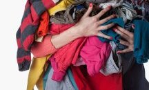 Не изхвърляйте старите дрехи - ето няколко съвета какво да правим с тях