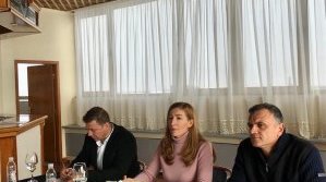 Министър Ангелкова : Прогнозите са за 5% ръст на посещенията за зима 2018-2019 г.