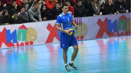 Владо Николов ще остане на игрището поне до януари