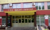 Група младежи пребиха ученик в Русе заради момиче