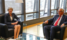 Юнкер и Мей ще обсъдят отношенията относно Брекзит