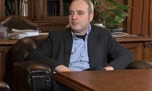 Ректорът на СУ се извини за рекламата на телевизия "Алма Матер"