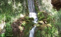 Липса на път затруднява достъпа до лековит извор край Русокастро