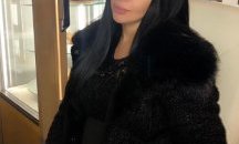 Дебора показа бременно коремче