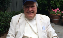 Нетрадиционна почит към Джордж Буш, в Хюстън обуват цветни чорапи