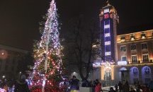Грейна коледната елха в Плевен