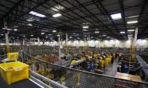 Робот причини истински хаос в склад на Amazon, 24 души са хоспитализирани