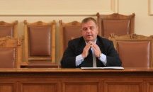 Красимир Каракачанов свиква кръгла маса за интеграция на ромите