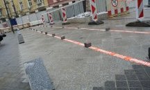 Поставиха по-малки колчета по трамвайното трасе на ул. „Граф Игнатиев”