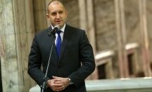 Президентът обнародва Бюджет 2019 и сезира КС за разпоредби от него