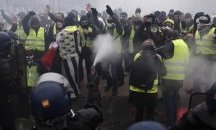 Протестиращи с "жълти жилетки" се появиха и в Турция