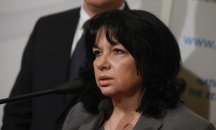 Петкова за глобата на БЕХ: До три месеца ще защитим интересите на държавата