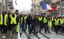 Френските "жълти жилетки" се готвят за още по-голям протест