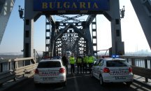 Българска фирма ще почиства снега от "Дунав мост" през зимата