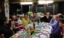 „Животът е прекрасен“ на гости на италианската фамилия на Лео Бианки на Коледа