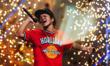 Бруно Марс подари скъпи часовници на членовете на групата си