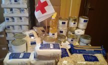 БЧК-Варна раздава храни на бедните
