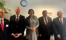 Желязков: Очакваме да отпадне връщането на камионите и водачите от пакета "Мобилност"