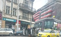 Лек автомобил се преобърна в столицата