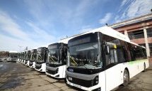 Фандъкова провери готовността за пускане на новите автобуси