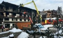 Двама загинали и десетки ранени при пожар във френския ски курорт Куршевел